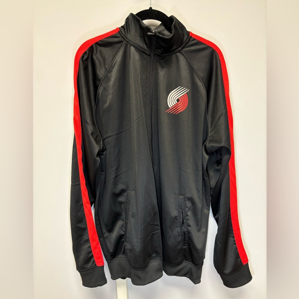 NBA Portland Trailblazers Full Length Zip Up Jacket